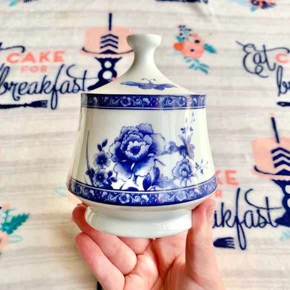 Baum Bros Other - 🦋 Vintage Butterfly Floral Porcelain Container 🦋